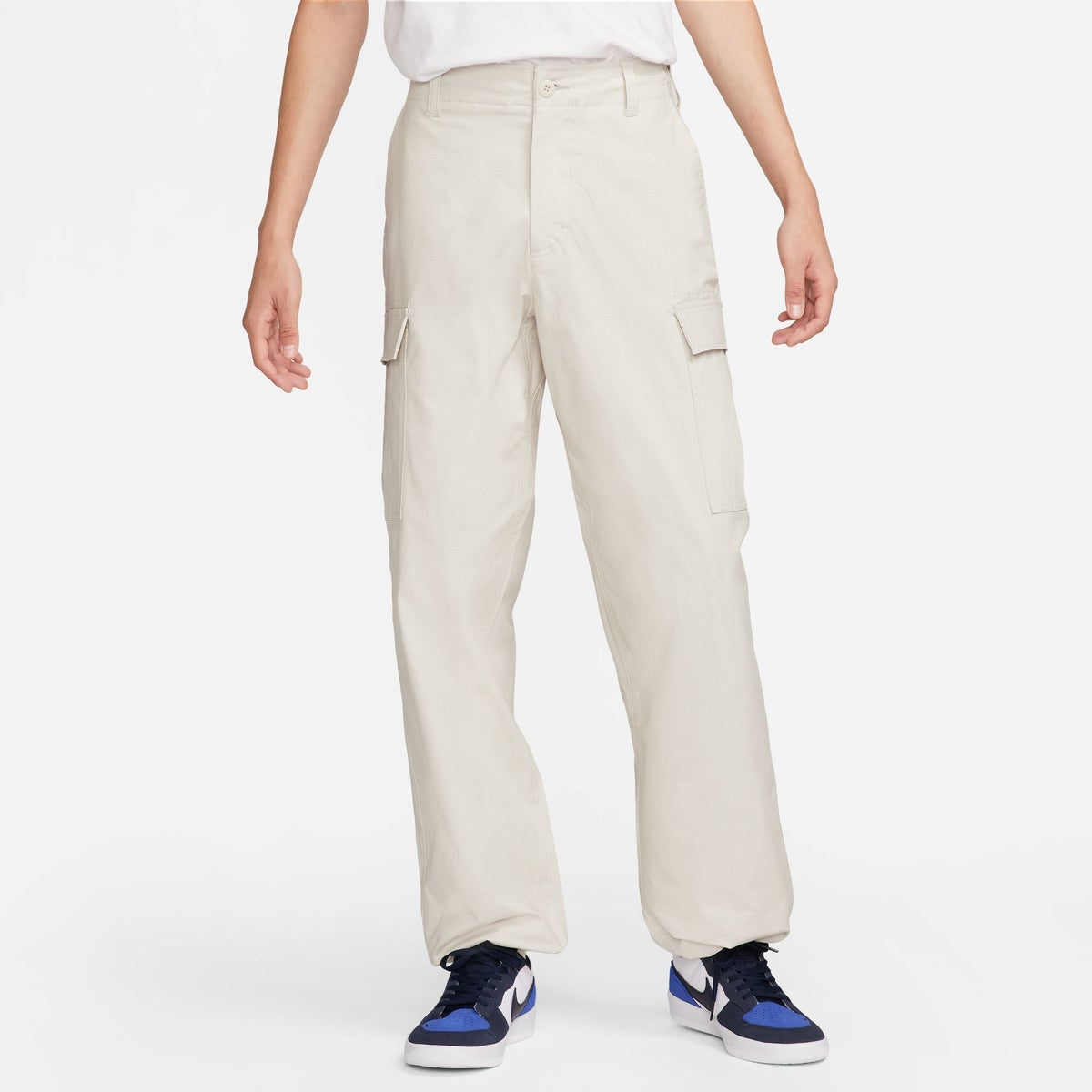 nike cargo trousers light bone