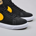 Nike SB Blazer Mid, black / university gold / white