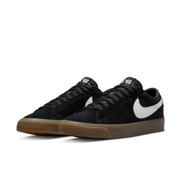 Nike SB Blazer Low GT, black / white / gum