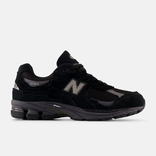 New Balance 2002 'Protection Pack' GORE-TEX, black / magnet