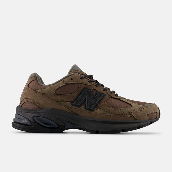 New Balance 2010, cortado / thunder brown / faded black