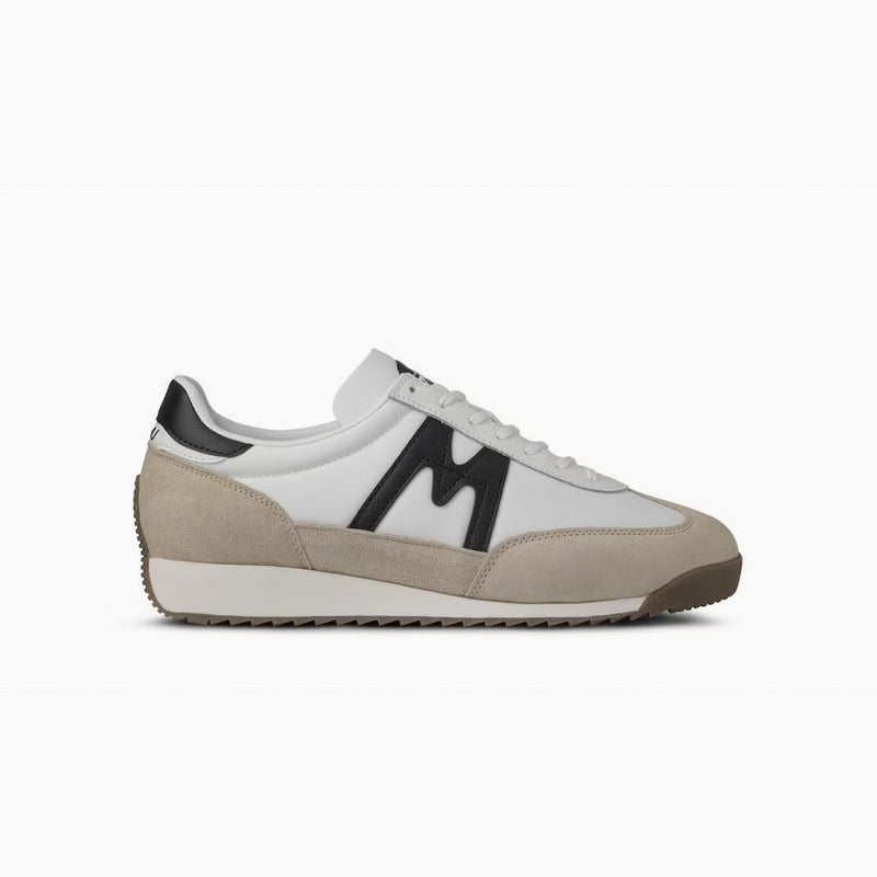 Karhu Mestari, silver lining / black.