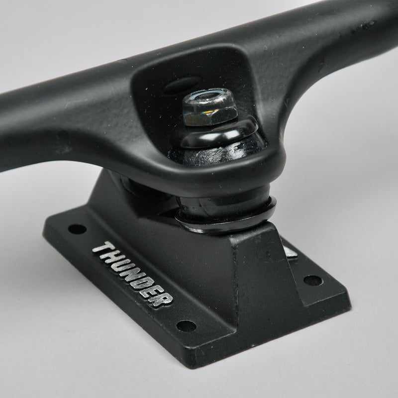 Thunder Sonora Black trucks