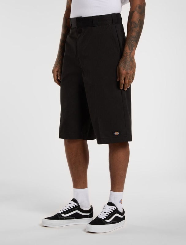 Dickies 15 Inch Multi Pocket Shorts, black