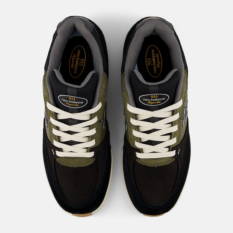 New Balance Andrew Reynolds 933, black / dark olivine