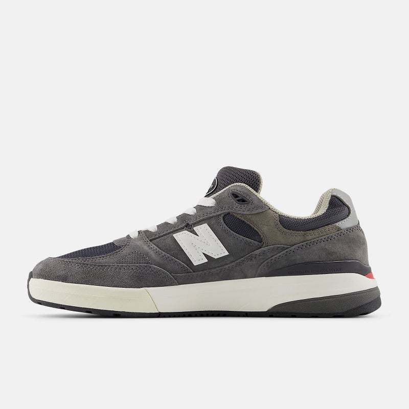 New Balance 933 Andrew Reynolds, dark grey / white